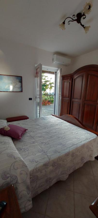 Villa Symphony Sea View Forio di Ischia エクステリア 写真